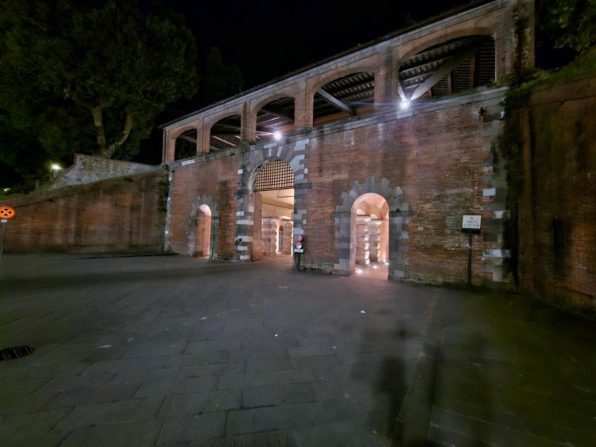 Lucca Walls Dream - Air Cond - Wi-Fi - Panoramic In Front Of The Historical Walls - ภายนอก รูปภาพ