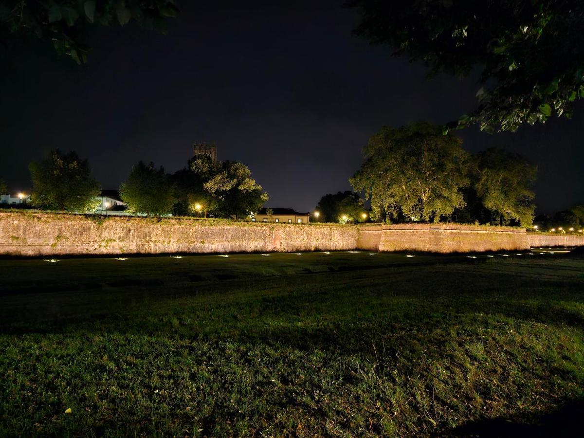 Lucca Walls Dream - Air Cond - Wi-Fi - Panoramic In Front Of The Historical Walls - ภายนอก รูปภาพ